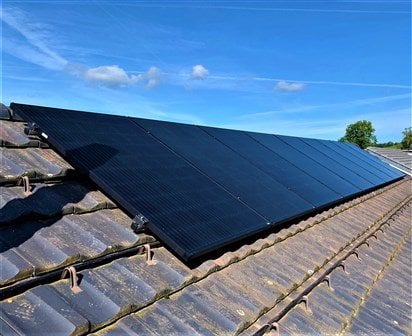 panneaux solaires remaufens