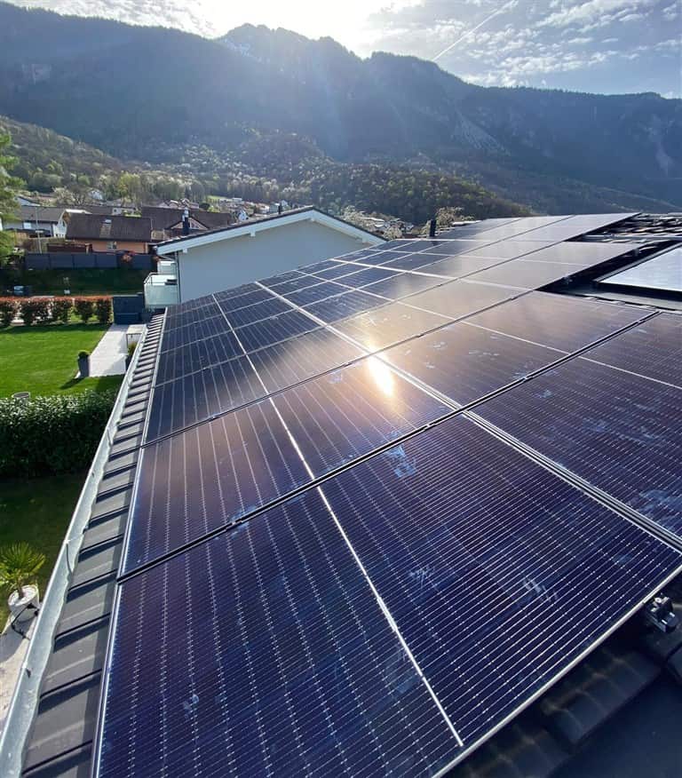 panneaux solaires muraz