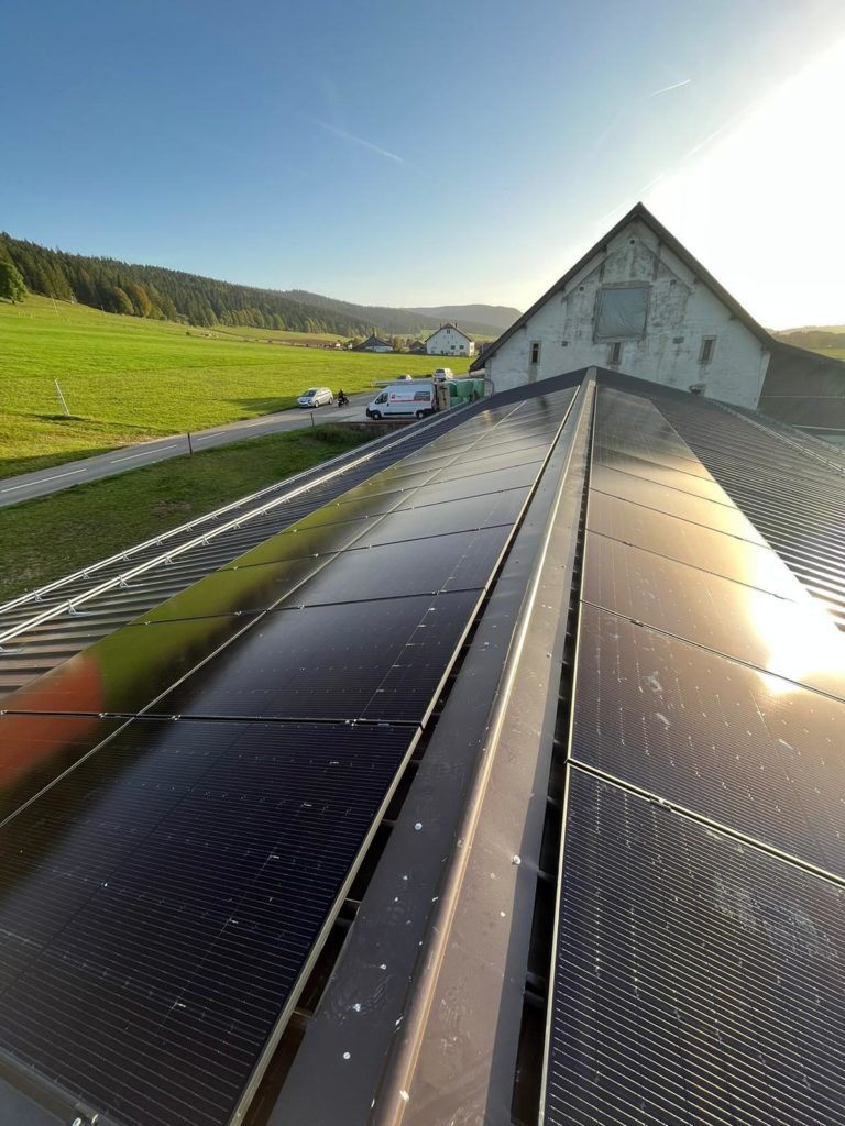 STG Energy - installations - panneaux - solaires - Brot- Plamboz - Neuchatel