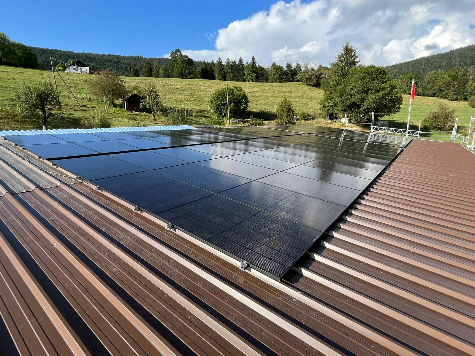 STG Energy - Installation - Panneau - solaire -SAICOURT, JURA BERNOIS